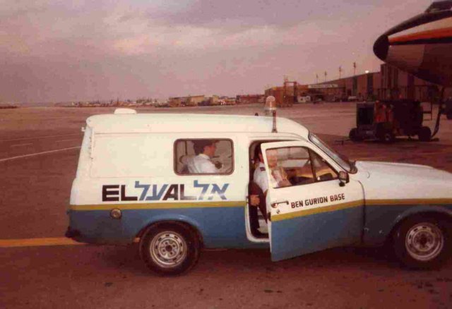 cs005telavivcrewtransport1984.jpg