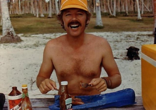 dm032tonyseymoretokua1981.jpg