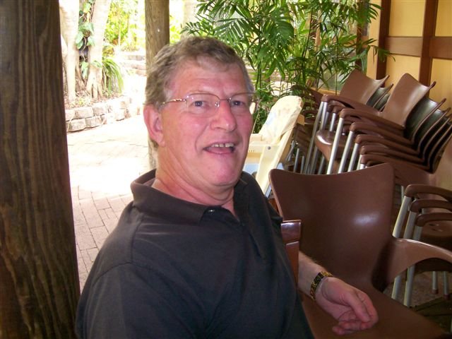 kw012peterellis.jpg