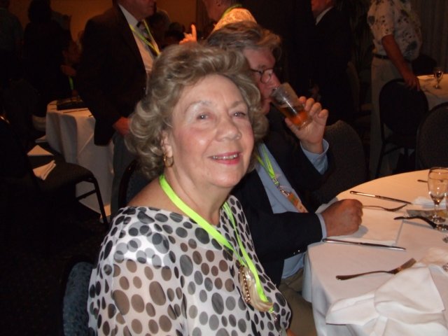wdm016pxreunion2007.jpg