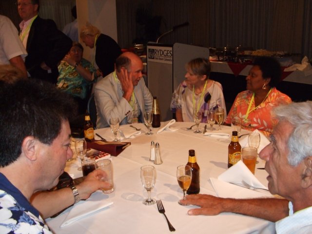 wdm032pxreunion2007.jpg